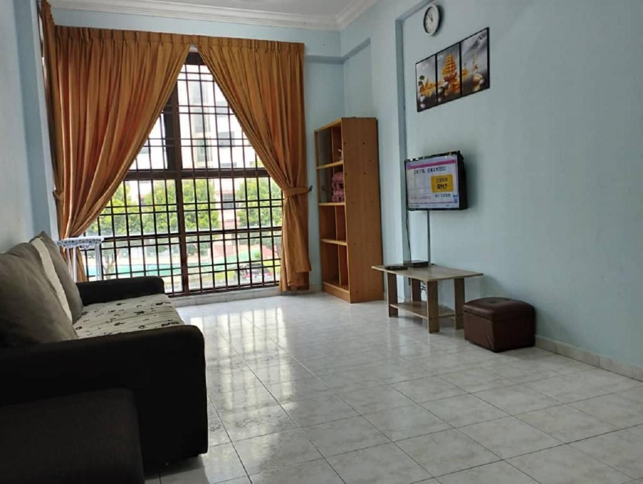 Homestay Bukit Beruang Holiday home