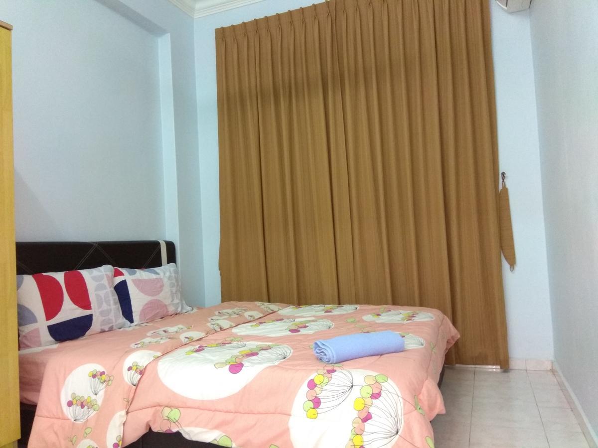 Holiday home Homestay Bukit Beruang *