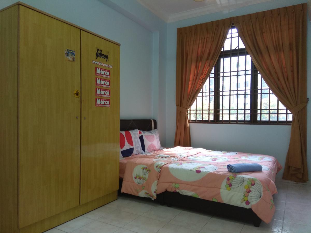 Holiday home Homestay Bukit Beruang *